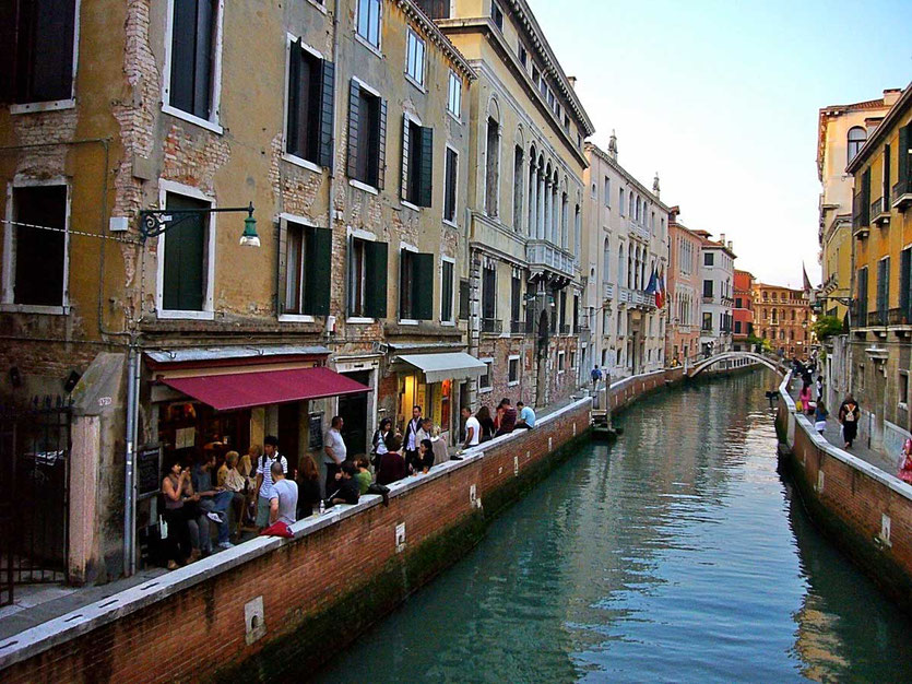 Venedig Bars Canal Fondamenta Nani in Dorsoduro
