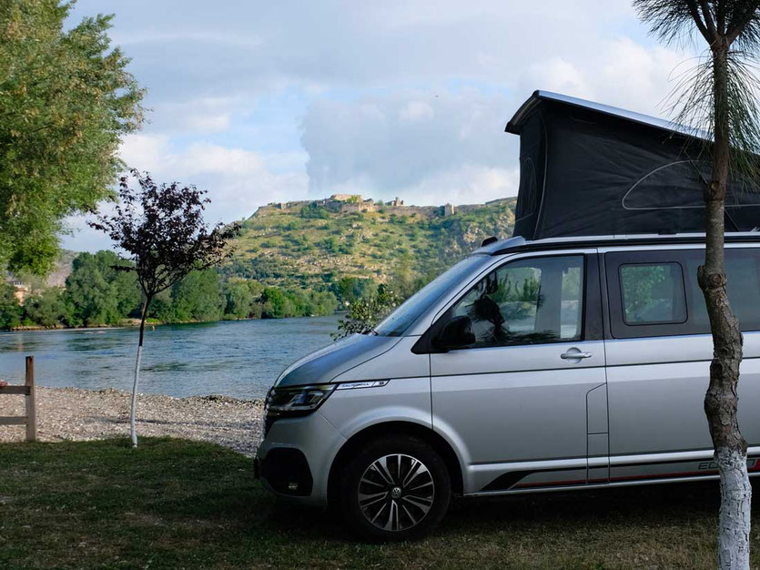 River Camping Shkodra Burg Rozafa
