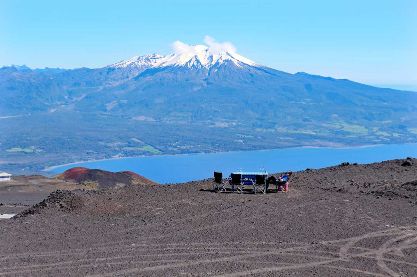 Ruhe am Calbuco. Der Fahrservice auf dem Osorno wartet auf Kundschaft