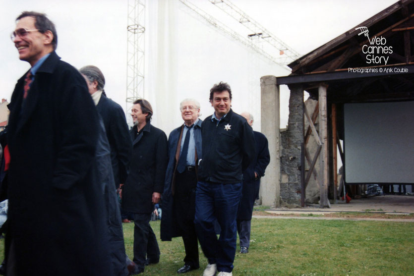 Remake de "Sortie d'usine", par les réalisateurs du monde entier, lors du centenaire du Cinéma, organisé par l' Institut Lumière à Lyon, le 19 mars 1995 - © Anik COUBLE