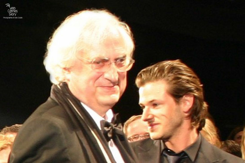 Bertrand Tavernier et Gaspard Ulliel, lors de la projection de son film " La Princesse de Montpensier " - Festival de Cannes 2010 - Photo © Anik Couble 