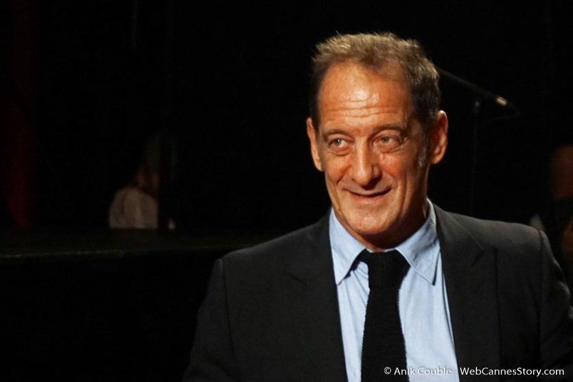 Vincent Lindon, sur le tapis rouge, lors de la cérémonie d'ouverture du Festival Lumière 2017, à Lyon - Photo © Anik Couble