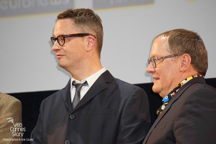 Nicolas Winding Refn et John Lasseter, lors de la cérémonie d'ouverture du Festival Lumière 2015 - Lyon - Photo © Anik COUBLE