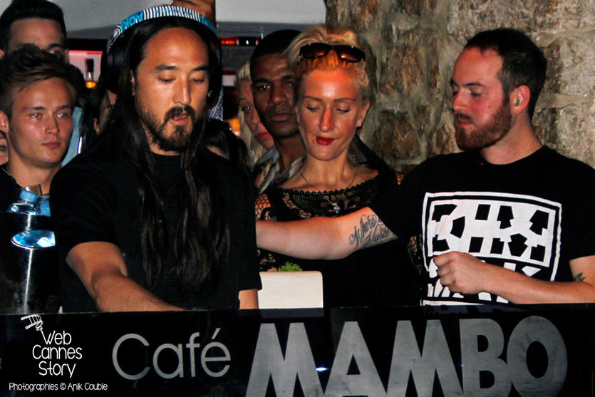 Steve AOKI  -  Café Mango  -  Ibiza  -  Août 2014 - Photo © Anik COUBLE
