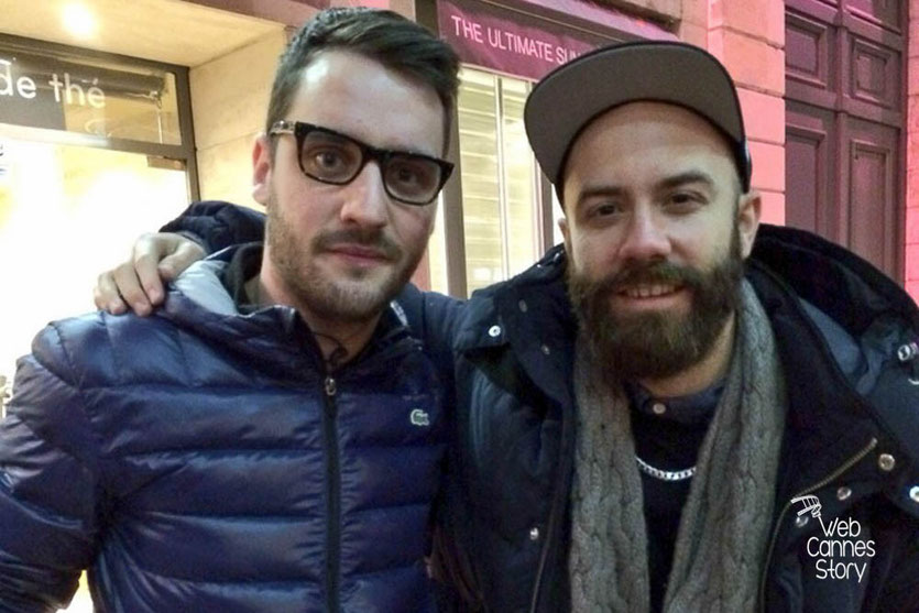 Mathieu et Woodkid, lors de sa visite surprise, sur le projet "Inside Out" de l'Artiste JR - Lyon  Déc 2013 - Photo © Anik COUBLE