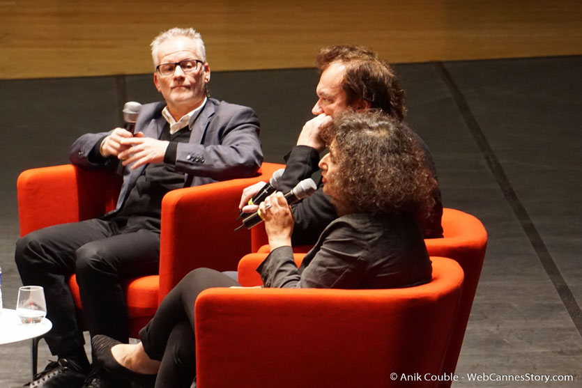 Thierry Frémaux, Quentin Tarantino et Massoumeh Lahidji, la géniale traductrice,  lors de la Master Class de Quentin Tarantino - Festival Lumière 2016 - Auditorium de Lyon - Photo © Anik Couble