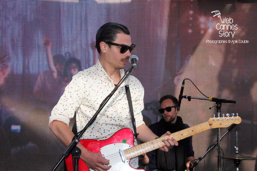 Benjamin Cotto,  du groupe "Lilly Wood and the Prick"  -  Terrazza Martini - Festival de Cannes 2013 - Photo © Anik COUBLE