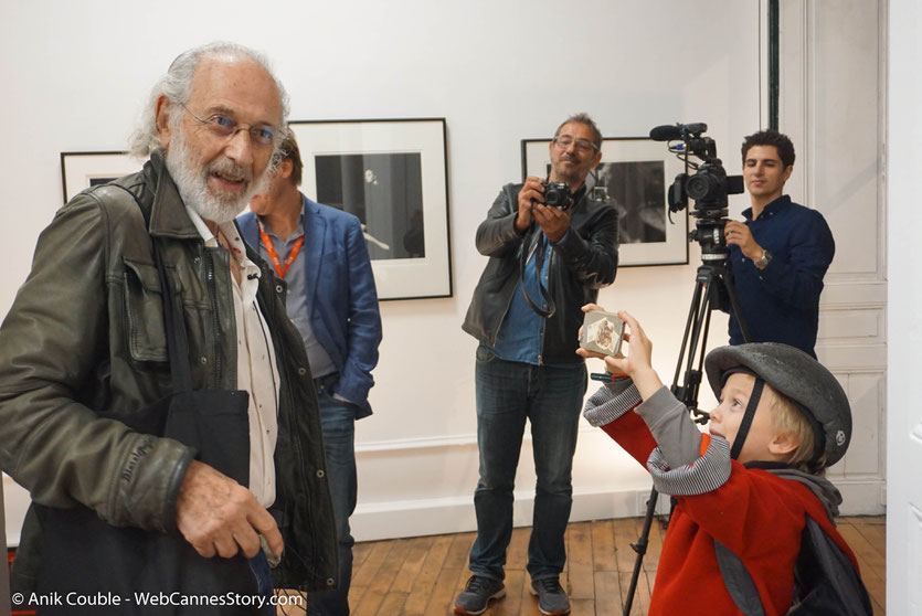 Jerry Schatzberg, réalisateur américain et ancien photographe de mode, lors du vernissage de son exposition, consacrée à de Bob Dylan et installée pendant le Festival Lumière 2018 - Lyon - Photo © Anik Couble