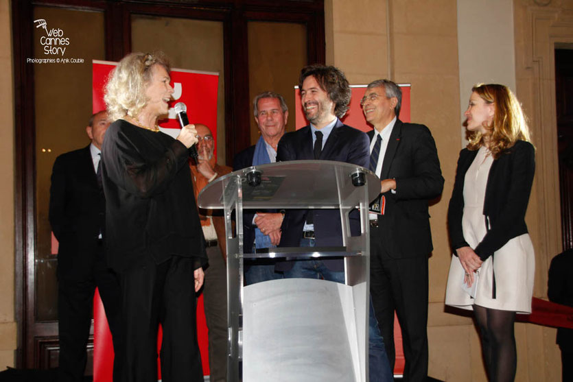 Au micro Isabelle Laffont, Directrice Générale des éditions J.C. Lattès et Christophe Ono-dit-Biot - Quais du Polar 2015 - Lyon - Photo © Anik COUBLE