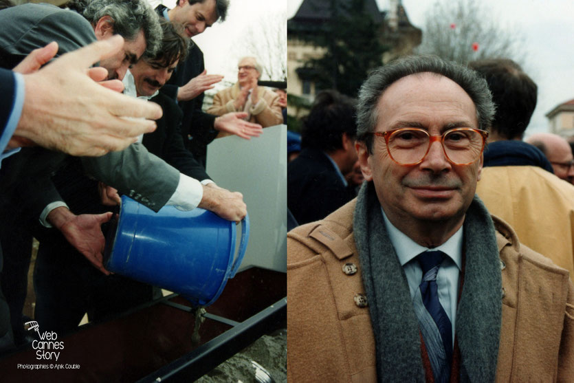 Pose de la 1ère pierre de la salle de Cinéma  et Jean - Charles Tacchela - Centenaire du Cinéma - Institut Lumière - Lyon - 19 mars 1995 - Photo © Anik COUBLE