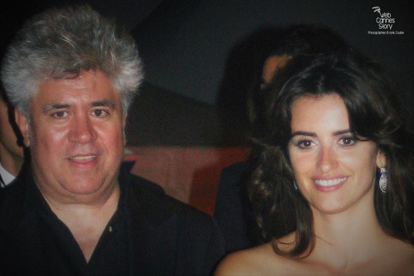  Pedro Almodovar en compagnie de Penelope Cruz - Festival de Cannes - 2006 - Photo © Anik Couble 