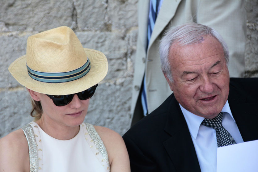 Diane Kruger, membre du Jury, en compagnie de Bernard Brochand, Maire de Cannes - Festival de Cannes 2012 - Photo © Anik COUBLE