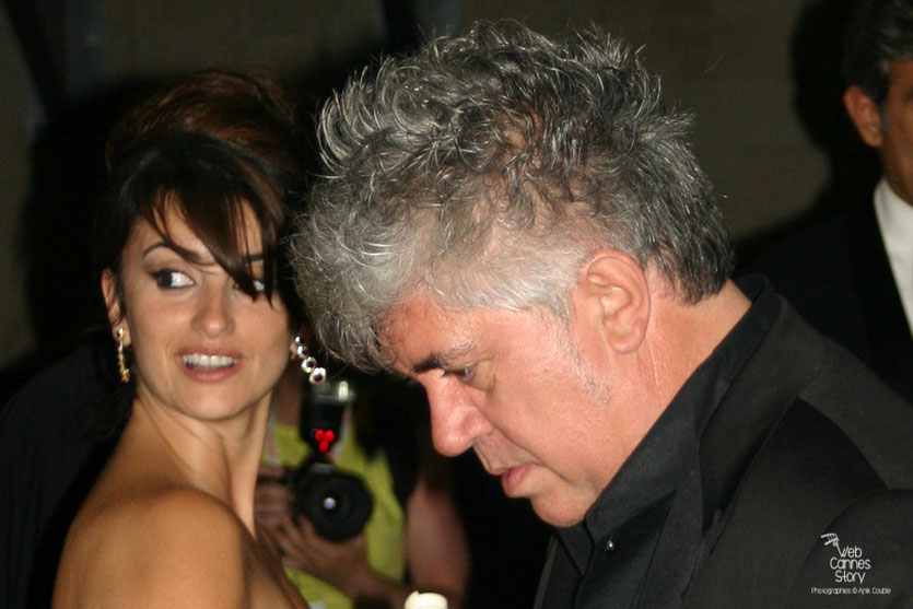  Pedro Almodovar en compagnie de Penelope Cruz - Festival de Cannes - 2006 - Photo © Anik Couble 