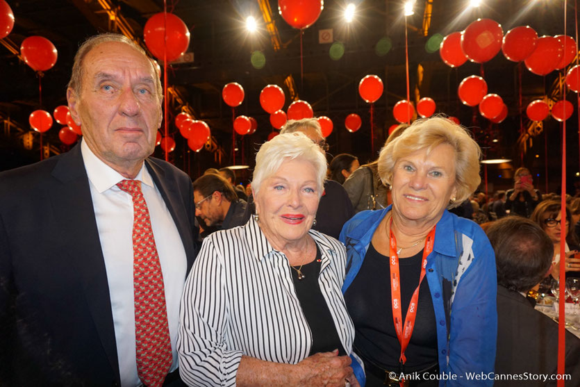 Max Lefrancq-Lumière, petit-fils de Louis Lumière, et son épouse Michèle,  en compagnie de Line Renaud  - Lyon -  Dîner d'ouverture  - Festival Lumière 2016 - Photo © Anik Couble