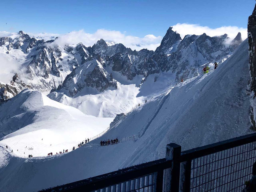 Aiguille du Midi – Abstieg über den Grat zur Vallée Blanche Gletscherabfahrt