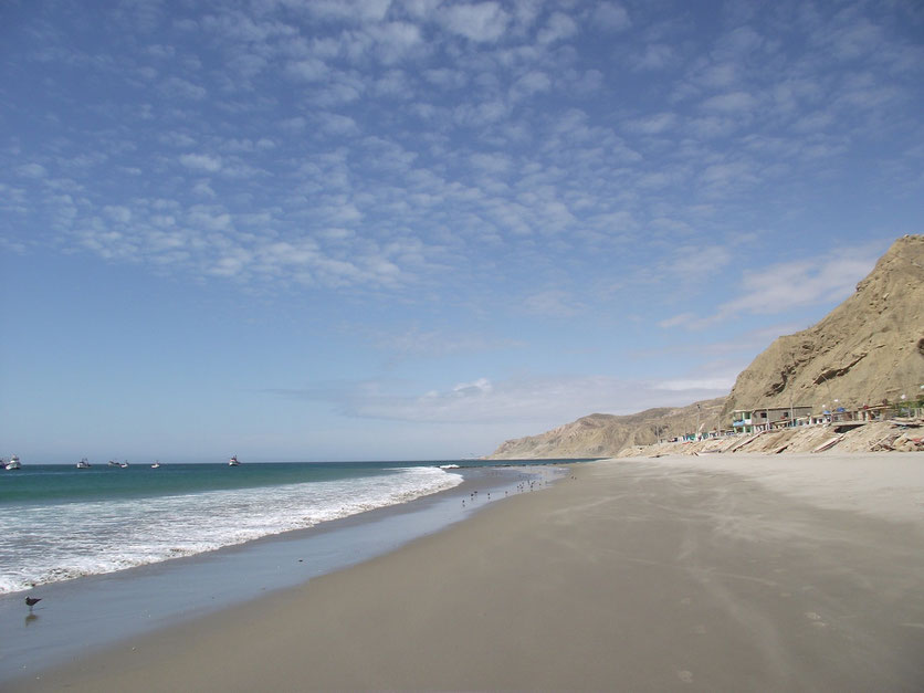 camping on the beach, Cabo Blanco Peru