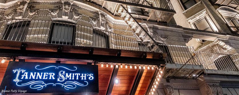 Tanner Smith's bar, 55th street, New York, photo non libre de droits