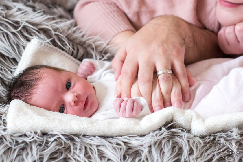 Neugeborenenfotografie, Babyfotografie, Babyfotos, Zuhause, Newbornshooting, Newbornfotografie, Babyshooting, Babyfotograf, Newbornfotograf, Baby Fotoshooting, Homestory, Homeshooting