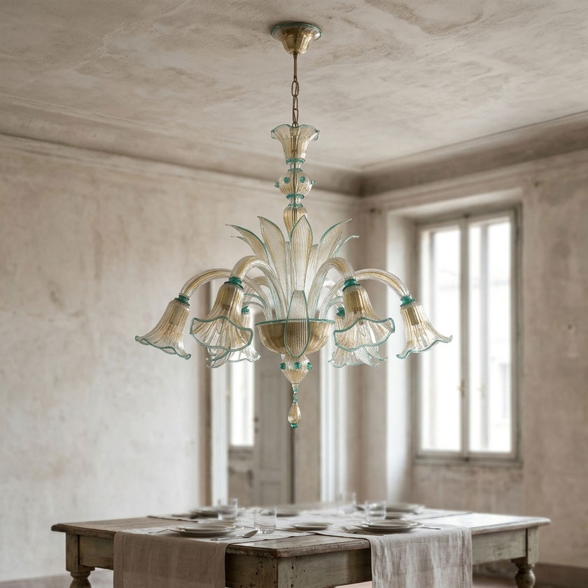 Lampadario Amanda in vetro di Murano lavorato a mano 6 luci per ambiente classico raffinato