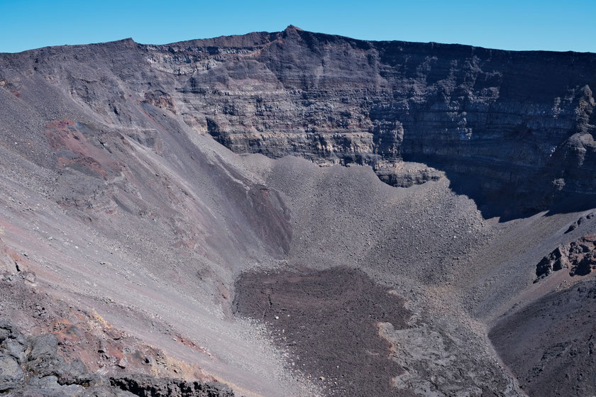 Cratère Dolomieu au Piton de la Fournaise, La Réunion
