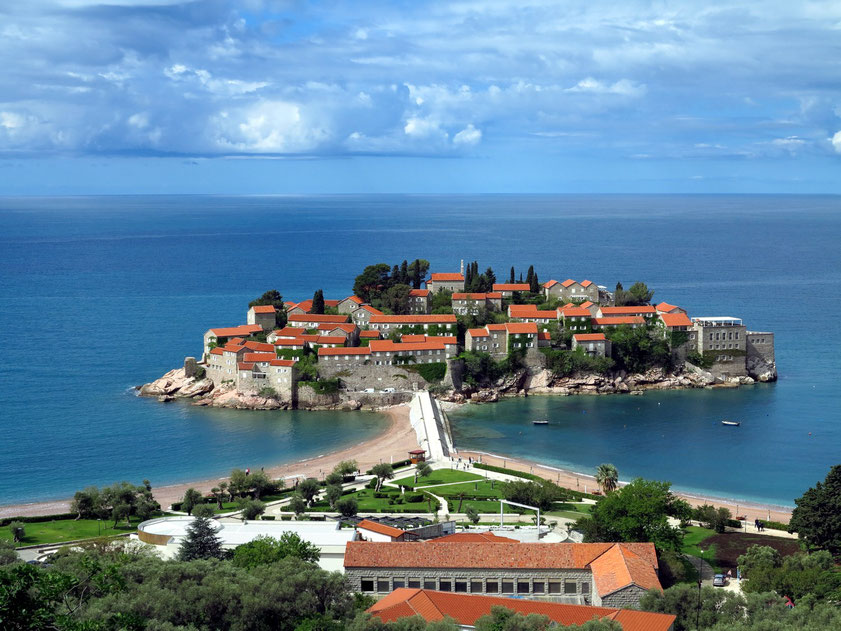 Erster Fotostopp an der Straße oberhalb von Sveti Stefan