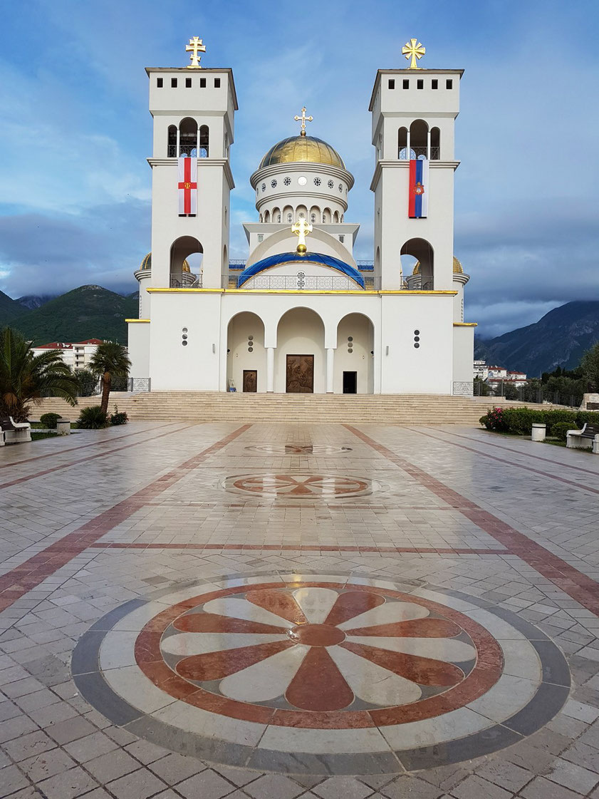 The Cathedral Of St. John Vladimir in Bar, serbisch-orthodoxe Kirche (Ausgestaltung im Innern war 2019 noch nicht abgeschlosssen)