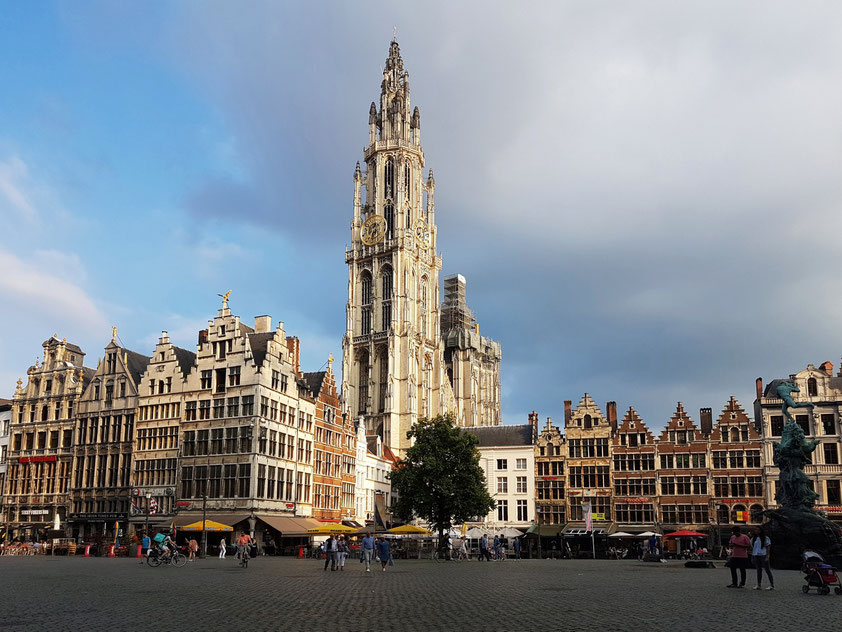 Antwerpen, Grote Markt und Liebfrauenkathedrale