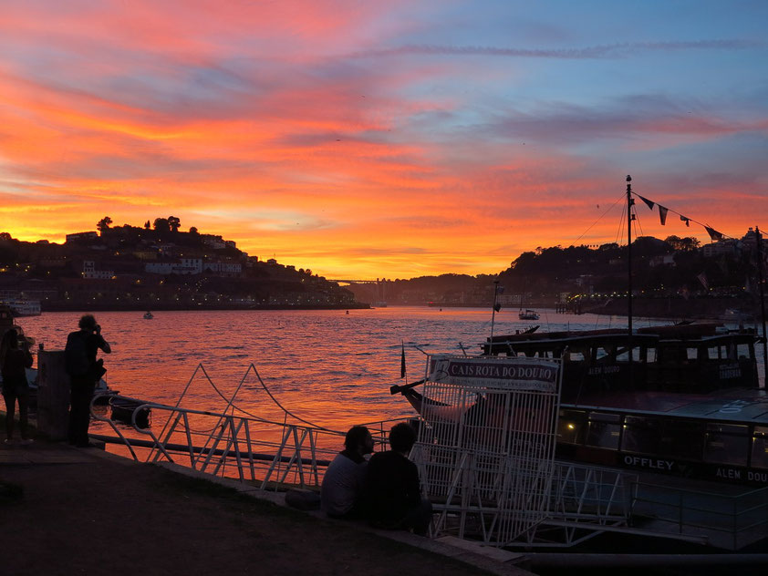 Sonnenuntergang in Porto, Blick von Vila Nova de Gaia