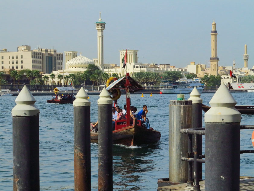 Blick von Deira über den Creek zum Stadtteil Al Bastakiya