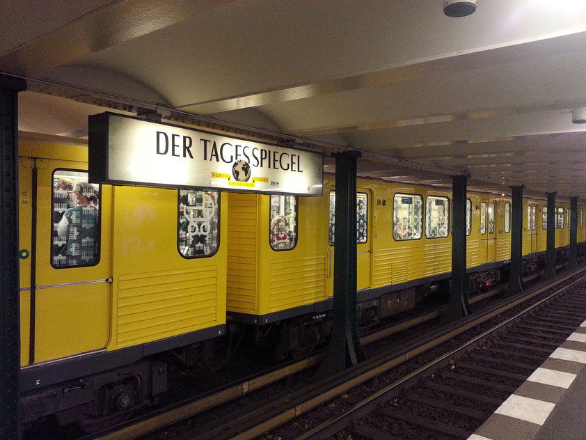 U-Bahnhof Wittenbergplatz, alte Waggons der DDR