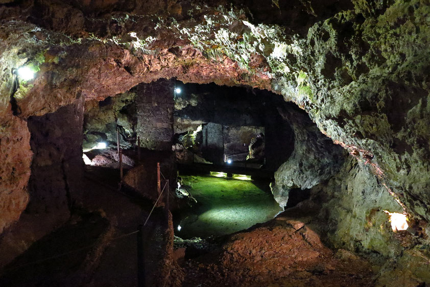 Lavatunnelsystem der Grutas do Sao Vicente