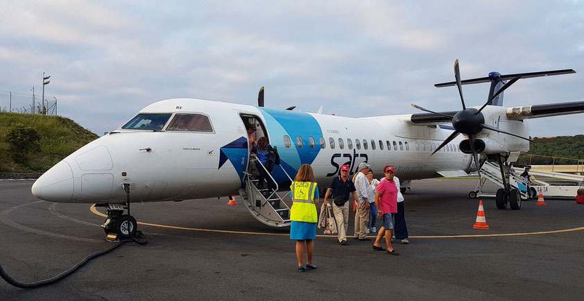 Ankunft mit der Bombardier Q 400 auf Terceira