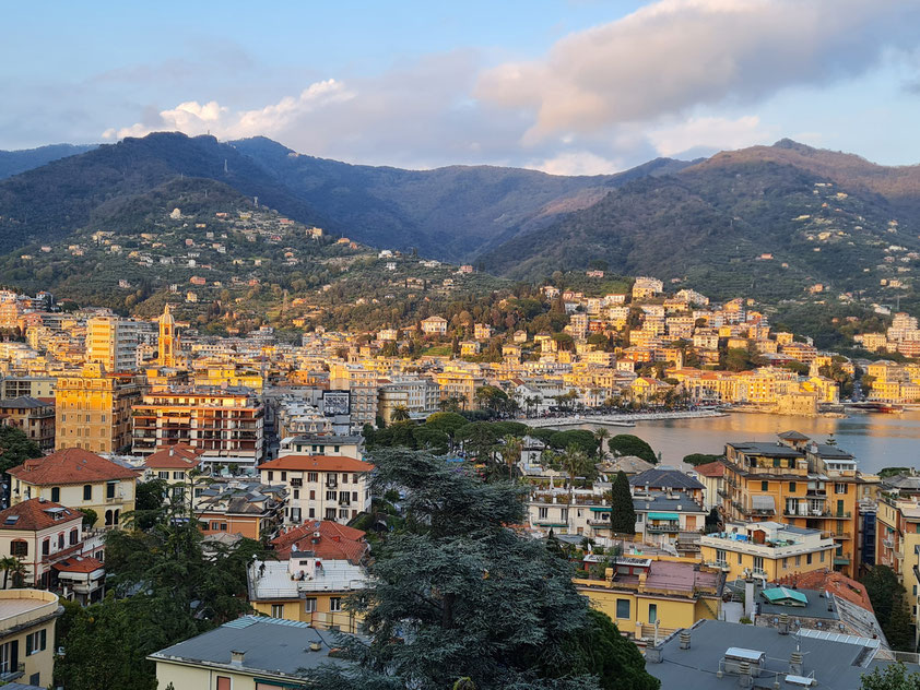 Rapallo, Stadt und Bucht, Blick von meinem Apartment in der Via Aurelia 22