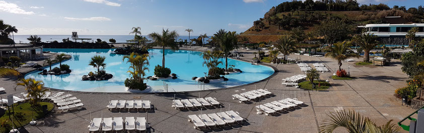 Santa Cruz de Tenerife. Panoramaaufnahme des Parque Marítimo César Manrique