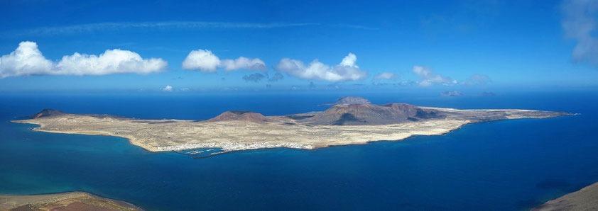 Insel Graciosa. Blick vom Mirador del Rio