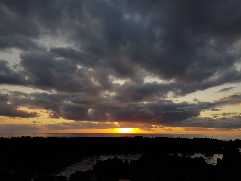 Sonnenuntergang in Fajã Grande