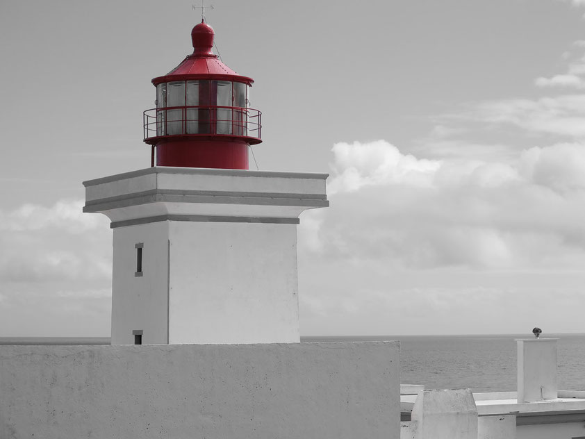 Leuchtturm an der Baía das Caninhas im Südosten von Terceira