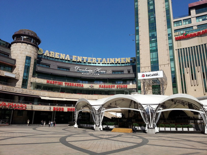 Arena City, Baseina St, 2a, Mittelpunkt des Kiewer Nachtlebens: Restaurants, Bars, Strip- und Nachtclubs 