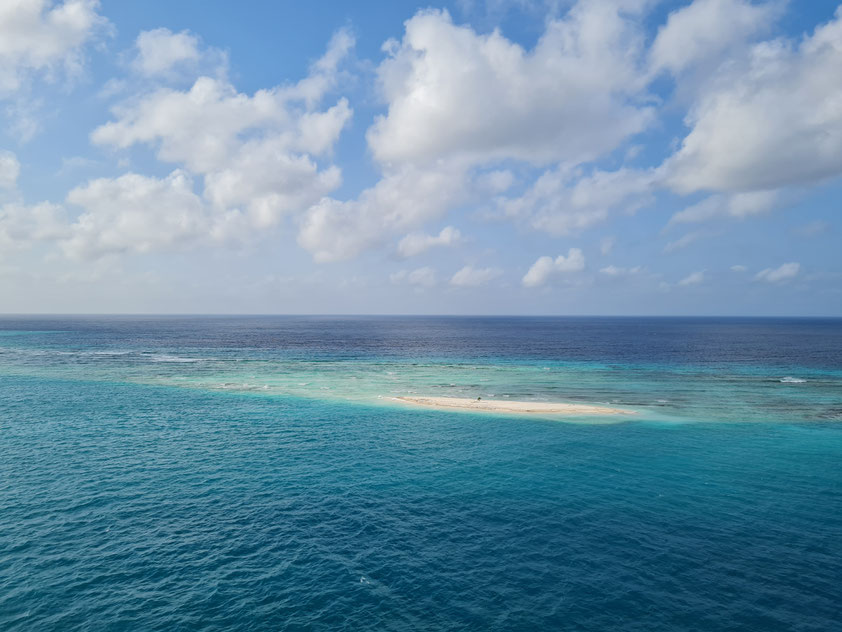 Aruba, Sandbank gegenüber der Anlegestelle der AIDAluna