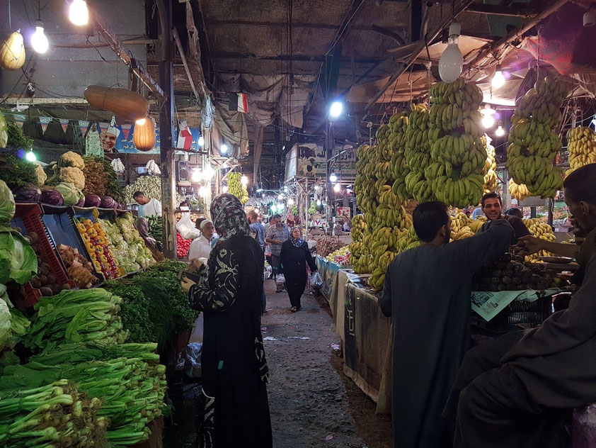 Gemüse- und Obstmarkt in Hurghada-Dahar
