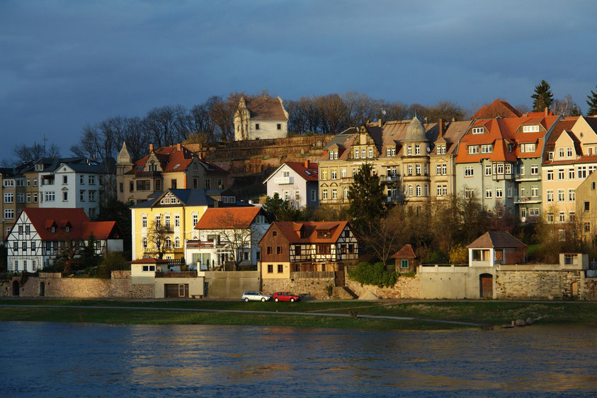 Meißen, Blick von der Altstadtbrücke auf Elbe und Altstadt (12.3.2008)