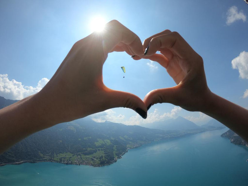 Interlaken paragliding love