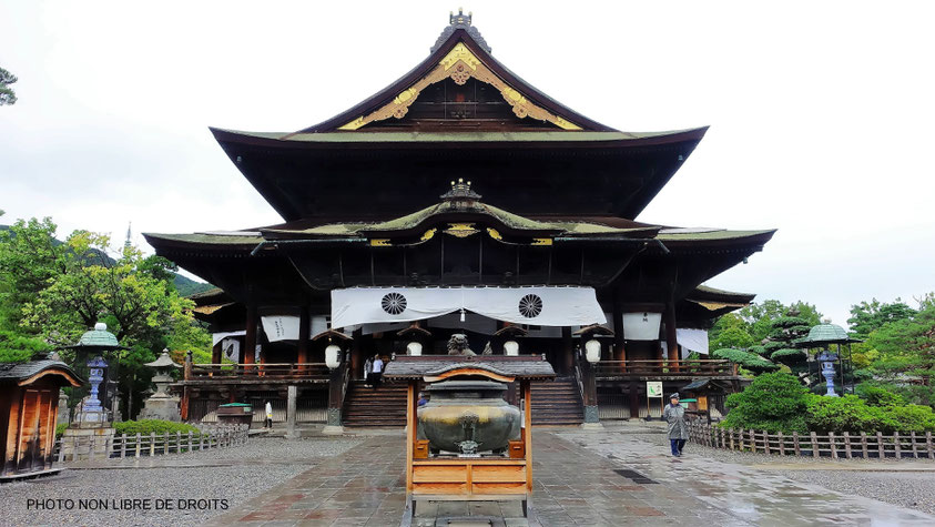 Zenkô-Ji, le temple au tunnel souterrain, Japon, photo non libre de droits