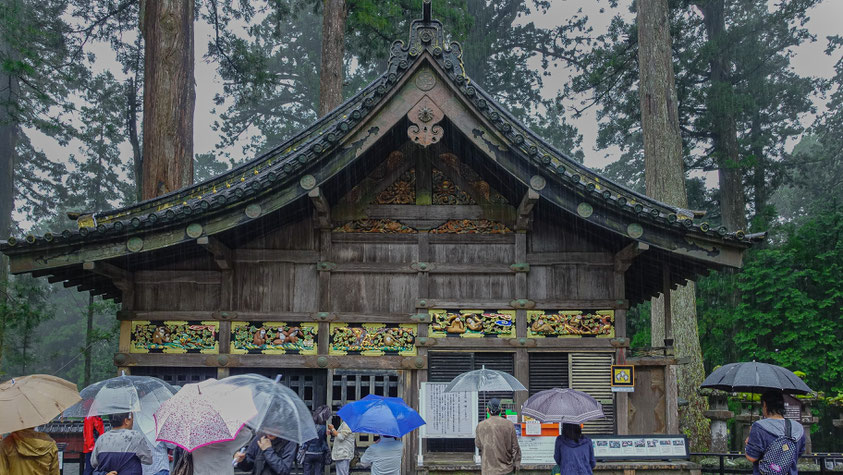 Les singes de la Sagesse, sanctuaire Tosho gu de Nikko, photo non libre de droits