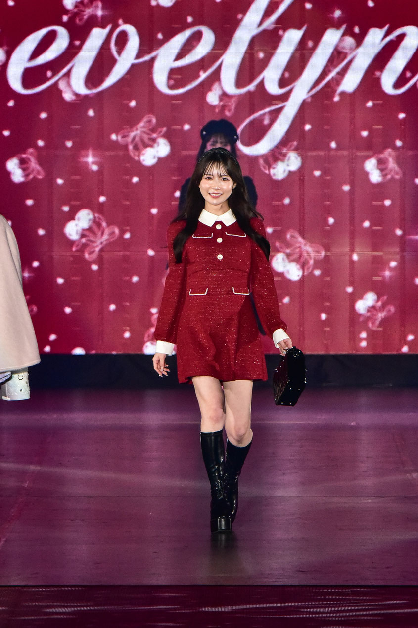 Ⓒ Rakuten GirlsAward 2025 AUTUMN/WINTER