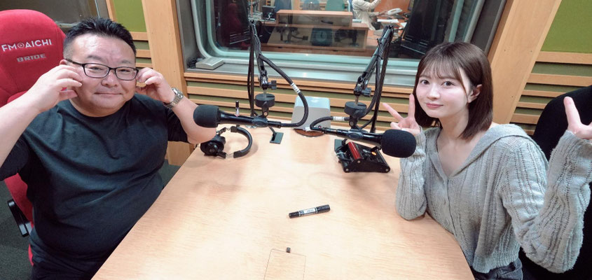 パーソナリティの江籠裕奈（右）と平野隆広