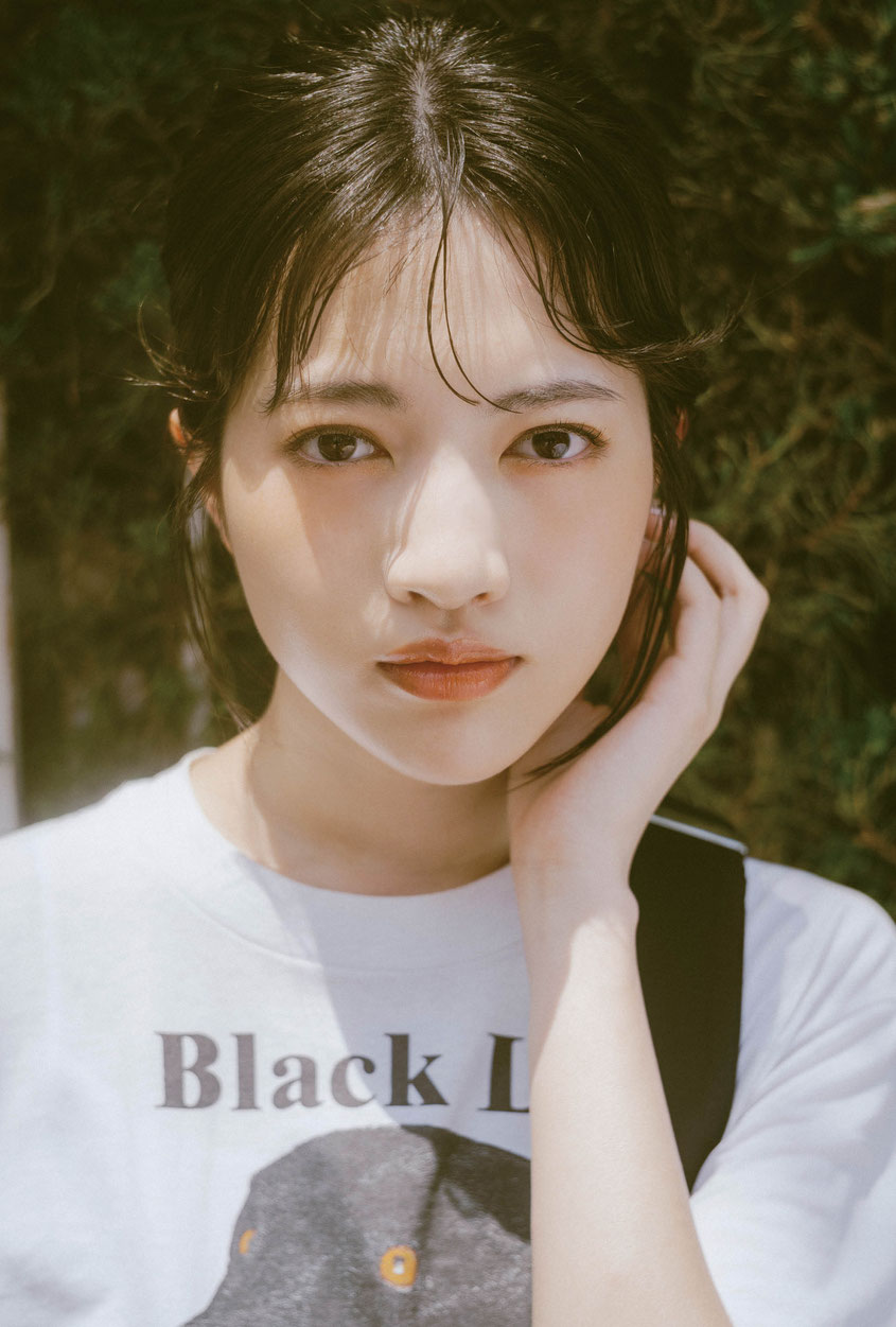 「B.L.T.2025年9月号」セブンネットショッピング購入特典ポストカード【林瑠奈(乃木坂46)】