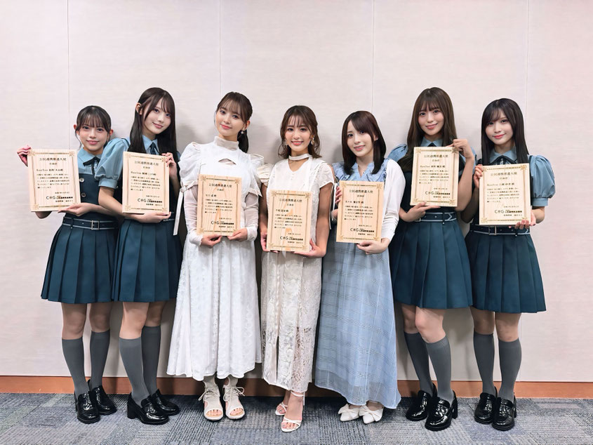 左から、RainTree(鈴野みお、綾瀬ことり)、兒玉遥、平嶋夏海、佐々木優佳里、Rain Tree(新野楓果、百瀬紗菜)