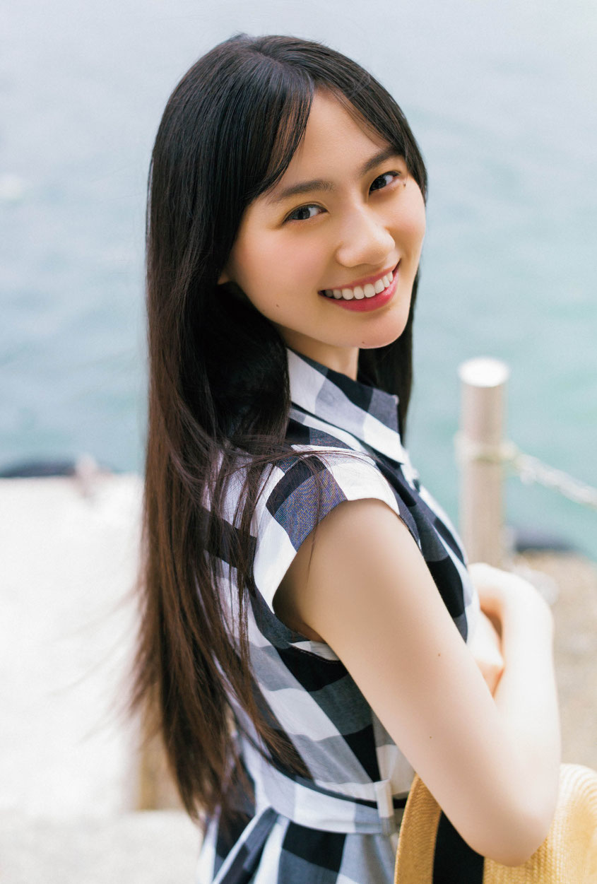 「B.L.T.2025年9月号」セブンネットショッピング購入特典ポストカード【川﨑桜（乃木坂46）B】