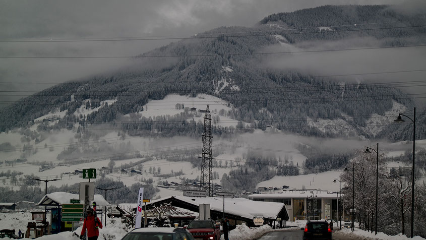 Pisten runterkacheln oder Hüttengaudi - das 1Live Lovetrain Erlebnis nach Zell am See Kaprun war der Hammer | hot-port.de | Lifestyle Blog